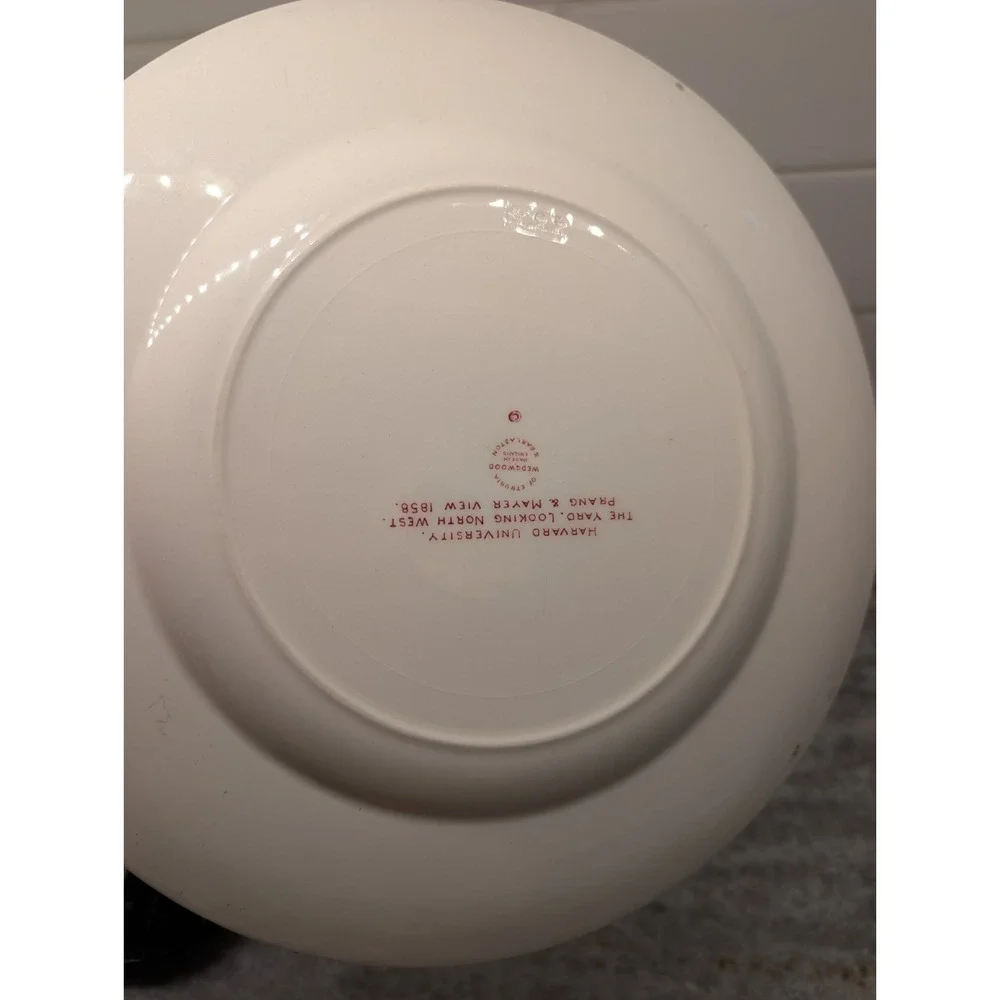 Vintage Wedgwood Harvard University 1958 The Yard Plate Facing‎ North West